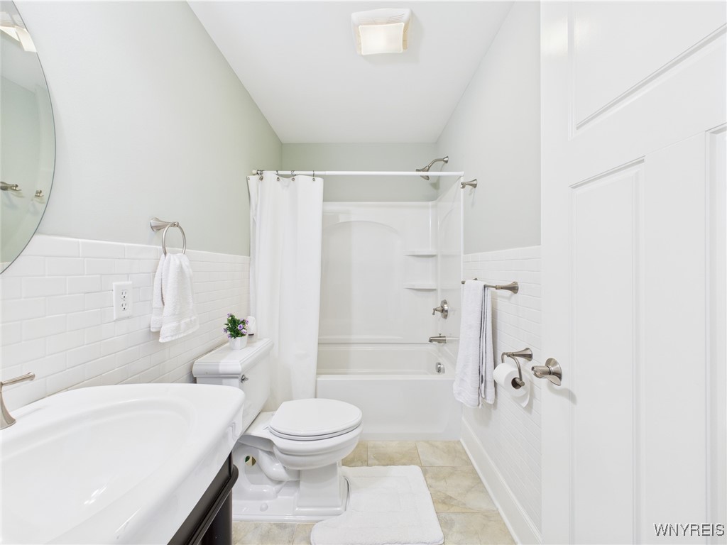 4166 Tisbury Lane, Hamburg, New York image 35