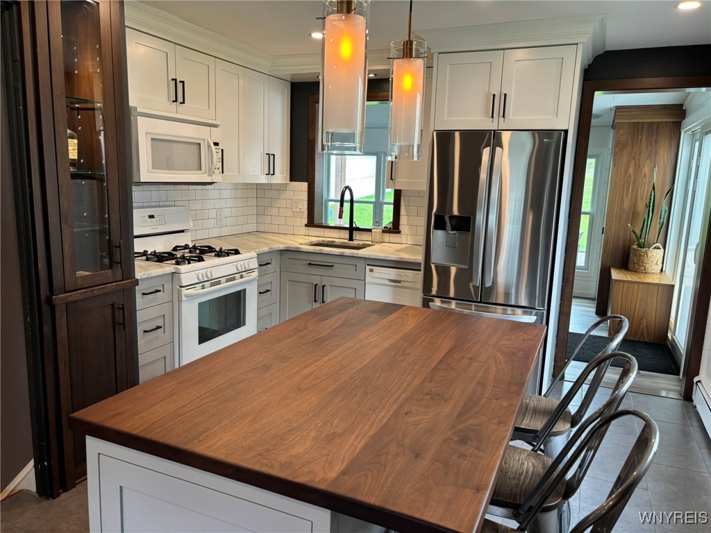 5003 Morgan Parkway, Hamburg, New York image 2