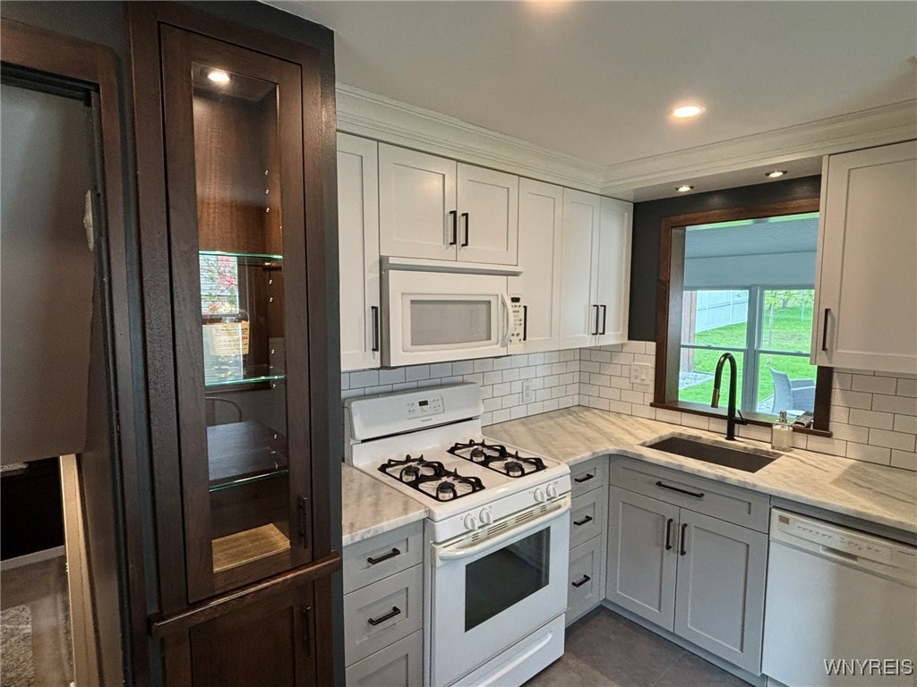 5003 Morgan Parkway, Hamburg, New York image 3