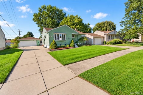 Tiny photo for 22 Mitchell Drive, Tonawanda, NY 14150 (MLS # B1714432)