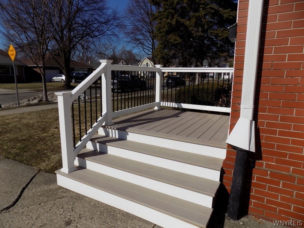 Photo of 83 Edge Park Avenue, Buffalo, NY 14216 (MLS # B1664651)