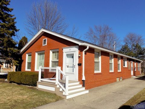 83 Edge Park Avenue Buffalo NY 14216