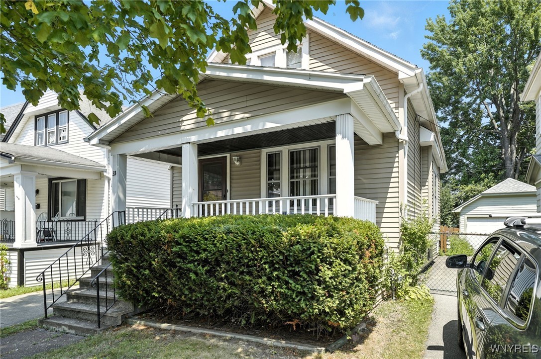 33 Nicholson Street