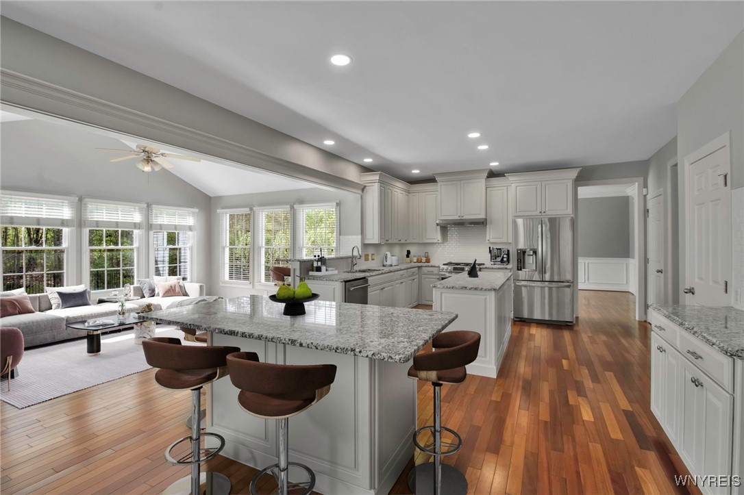 5545 Marthas Vineyard, Clarence, New York image 16