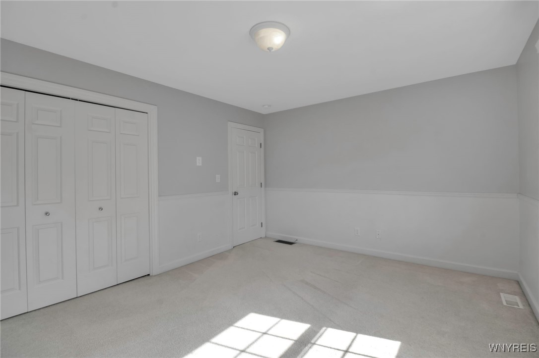 5545 Marthas Vineyard, Clarence, New York image 30