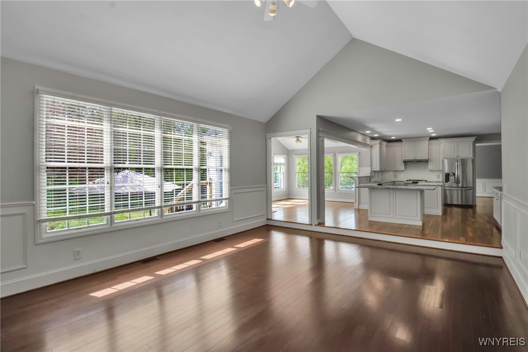 5545 Marthas Vineyard, Clarence, New York image 24