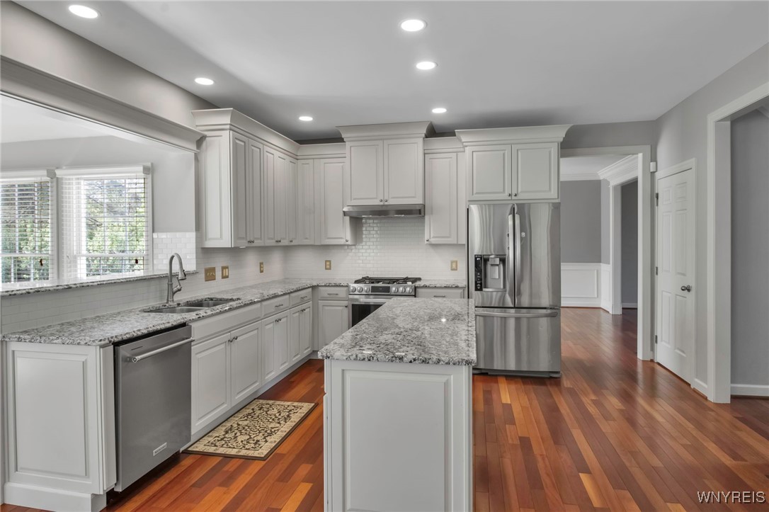 5545 Marthas Vineyard, Clarence, New York image 20