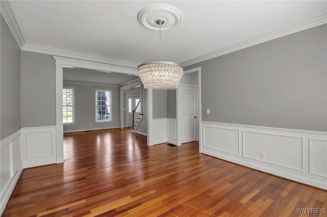 5545 Marthas Vineyard, Clarence, New York image 13