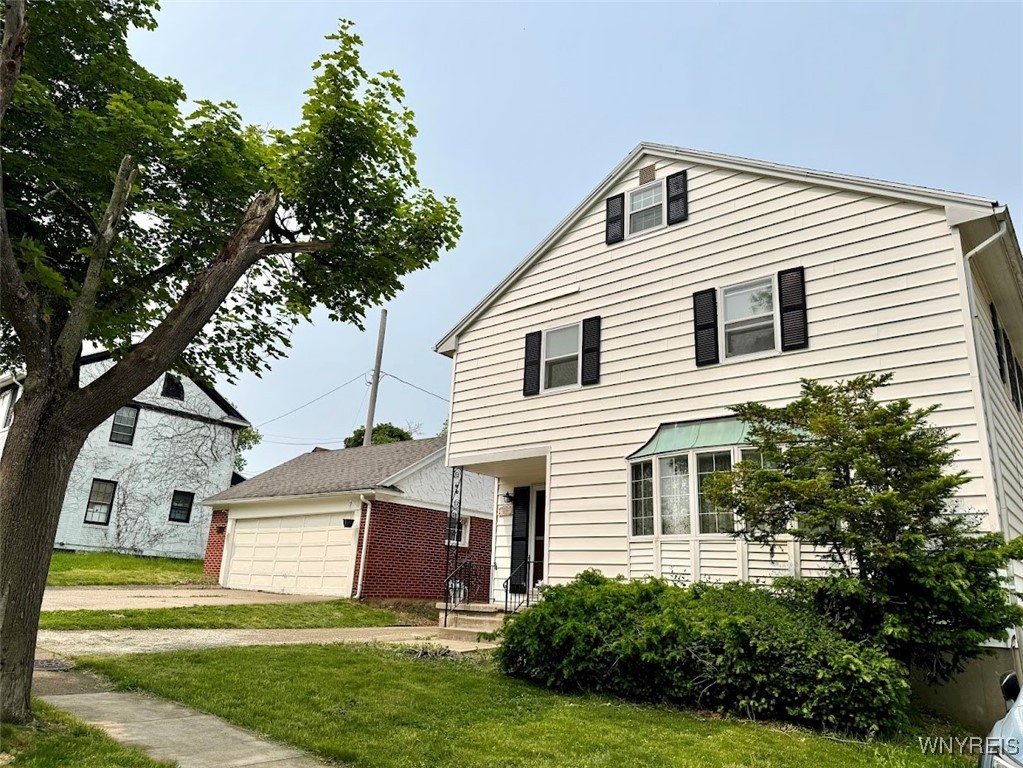 Amherst, New York 14226, United States, 6 Bedrooms Bedrooms, ,4 BathroomsBathrooms,Residential,Active,145726