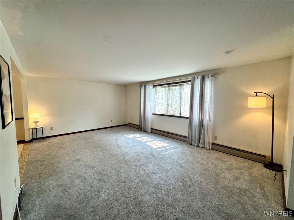 Amherst, New York 14226, United States, 6 Bedrooms Bedrooms, ,4 BathroomsBathrooms,Residential,Active,145726