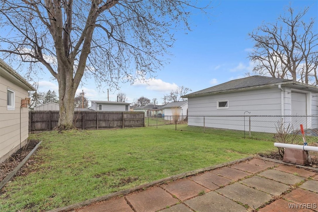 80 Banner Avenue, Lancaster, New York image 27