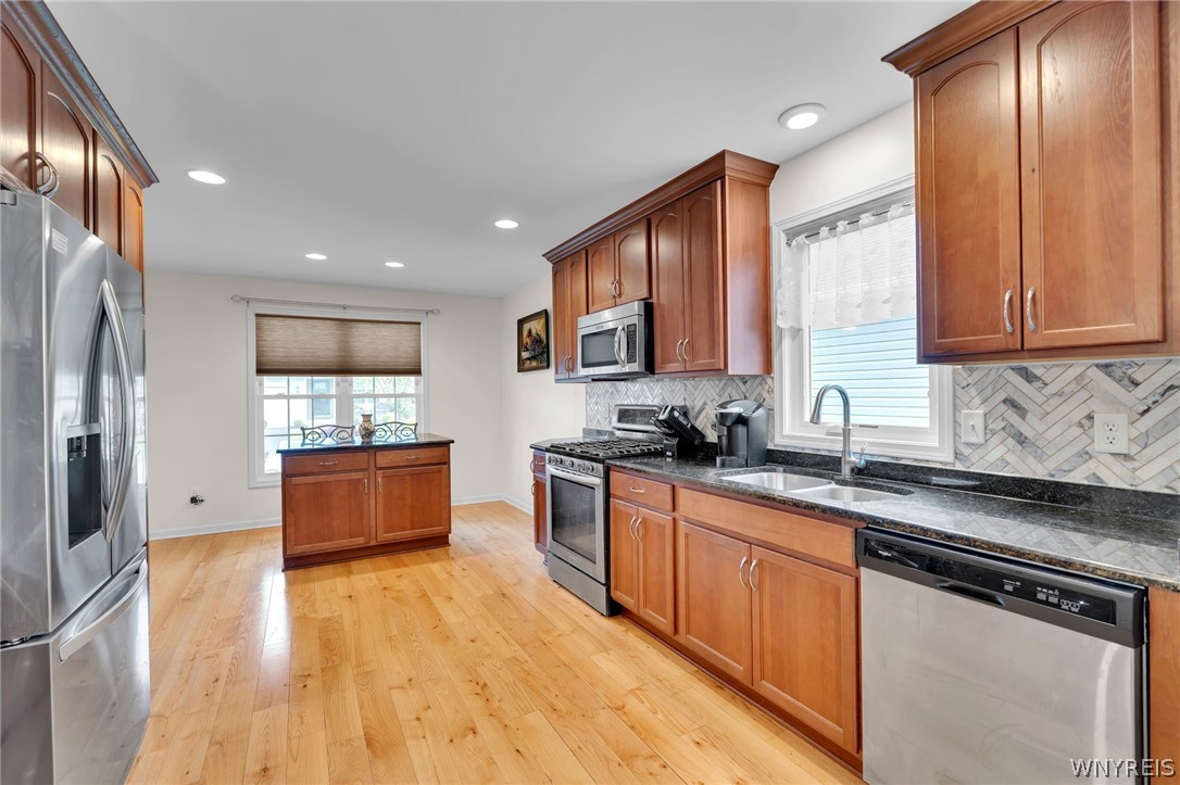 20 Saybrook Drive