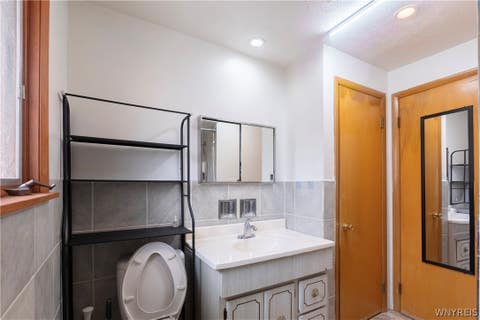 Tiny photo for 54 Ceil Drive, Cheektowaga, NY 14227 (MLS # B1699797)
