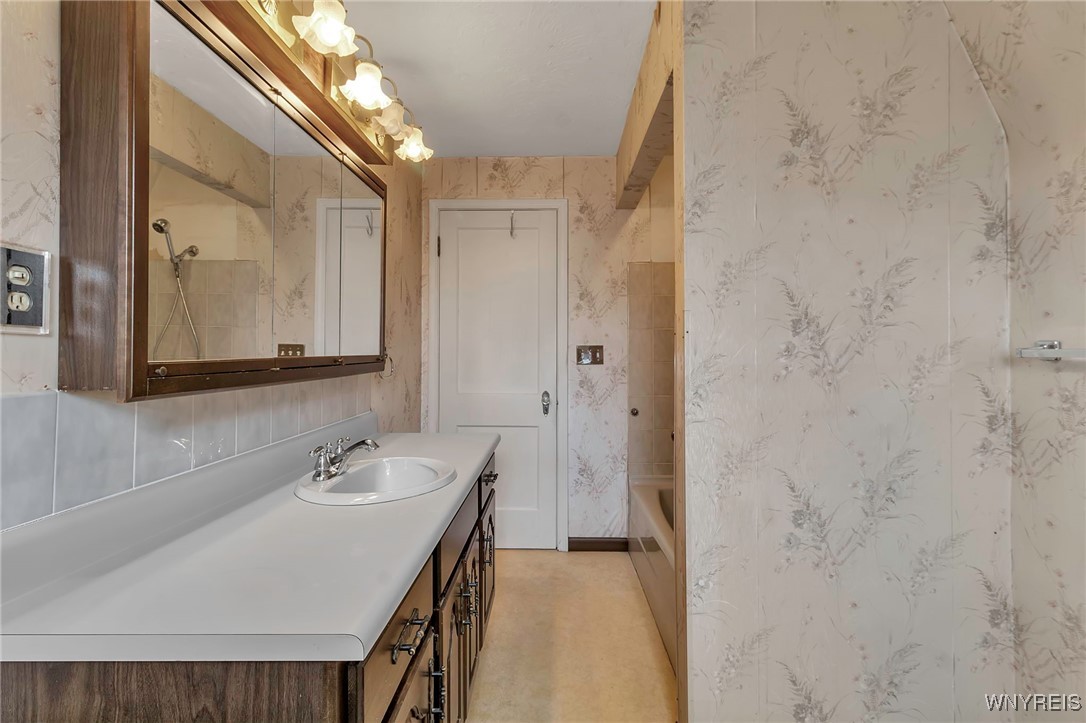 3202 Michigan Avenue, Niagara Falls, New York image 17