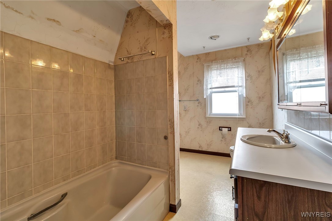 3202 Michigan Avenue, Niagara Falls, New York image 16