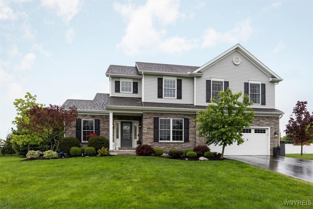 17 Knoche Way, Orchard Park, New York image 2