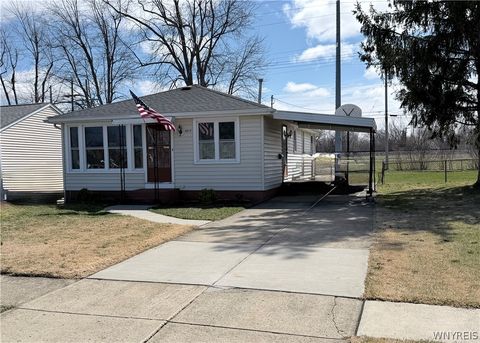 Homes For Sale - 4815 Morgan Pkwy Parkway<br/> Hamburg, NY 14075