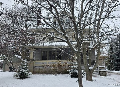 83 Highland Drive Buffalo NY 14221