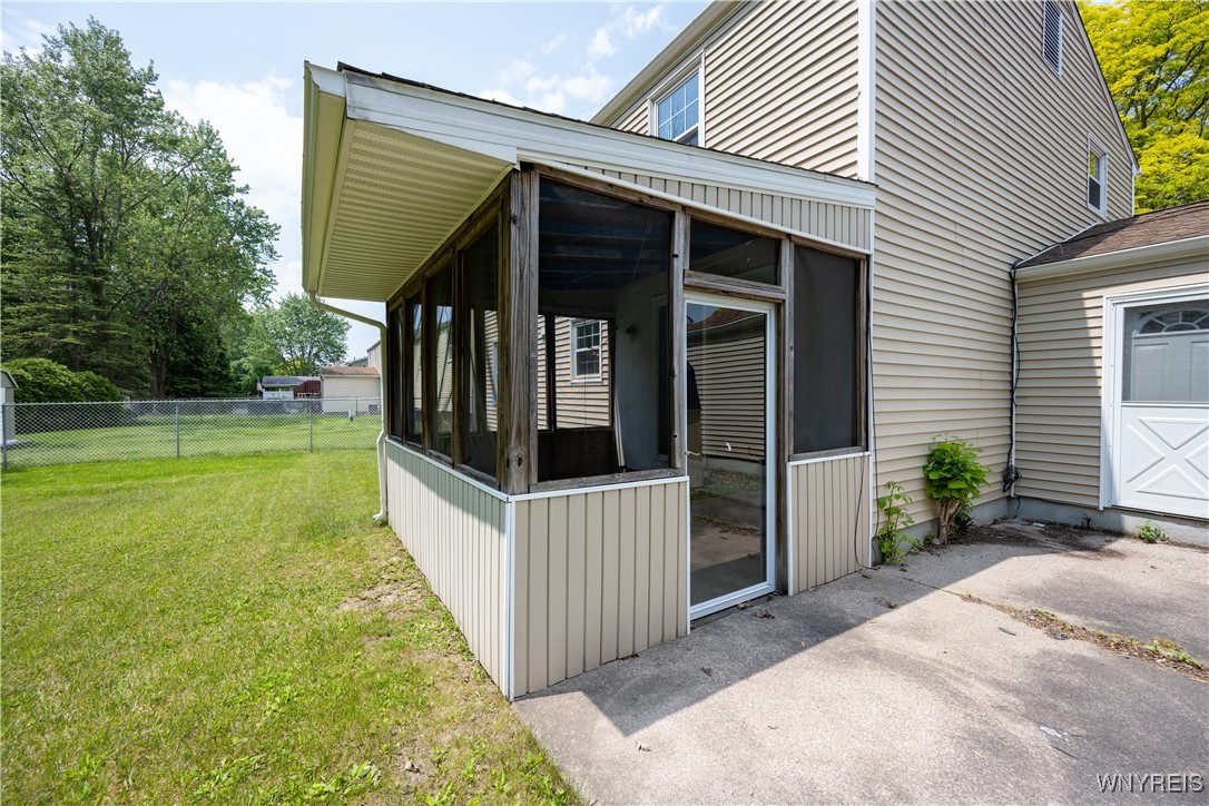 897 Fairmont Avenue, North Tonawanda, New York image 6