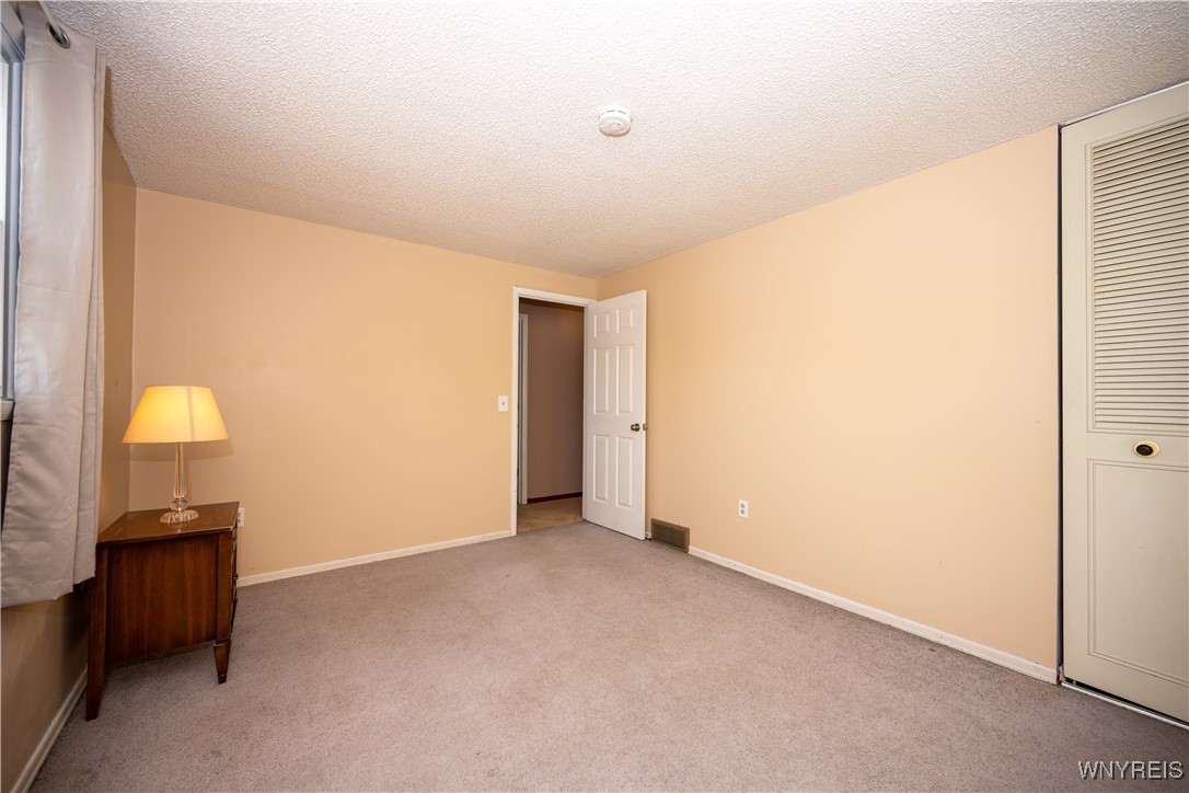897 Fairmont Avenue, North Tonawanda, New York image 22