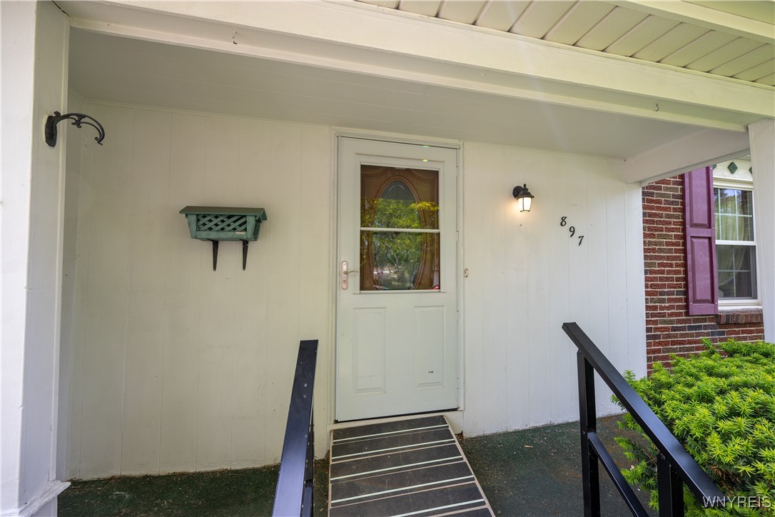 897 Fairmont Avenue, North Tonawanda, New York image 3