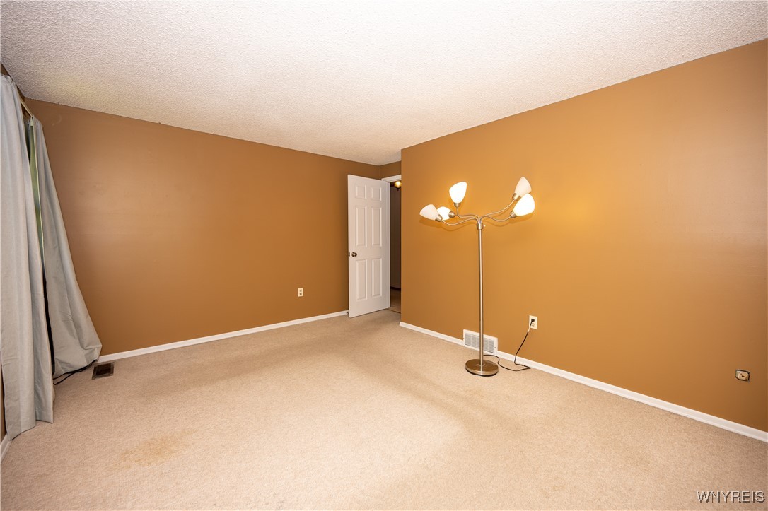 897 Fairmont Avenue, North Tonawanda, New York image 31