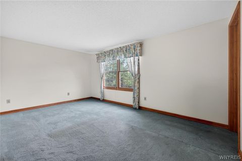 Tiny photo for 75 Pine Court N, West Seneca, NY 14224 (MLS # B1684761)