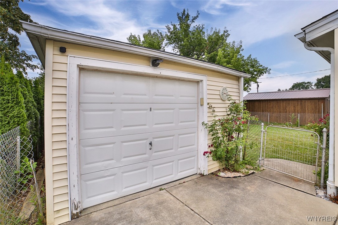 82 Canterbury Lane