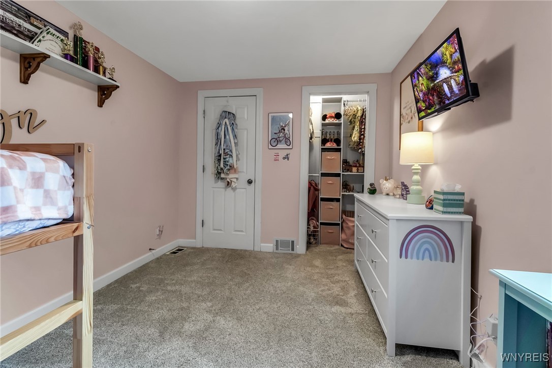 3323 Pleasant Avenue, Hamburg, New York image 24