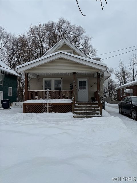 2975 Mckoon Avenue Niagara Falls NY 14305