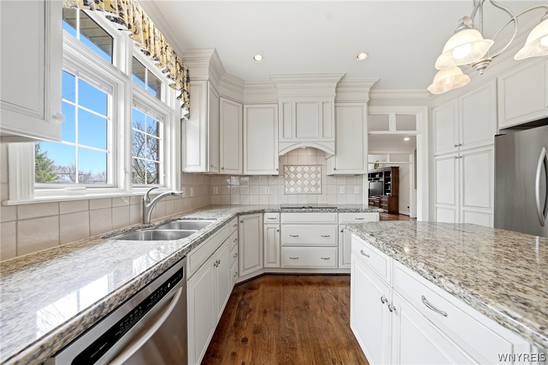 141 Hampton Hill Drive