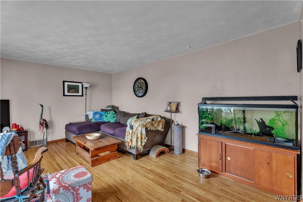 Photo of 160 Parkhurst Boulevard, Tonawanda, NY 14223 (MLS # B1699395)