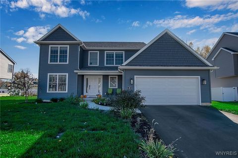 Photo of 29 Gesel Lane, Amherst, NY 14221 (MLS # B1648322)