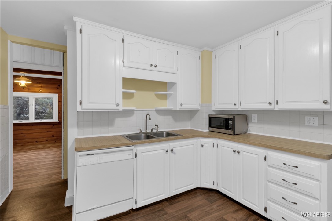 209 Dellwood Road, Amherst, New York image 13