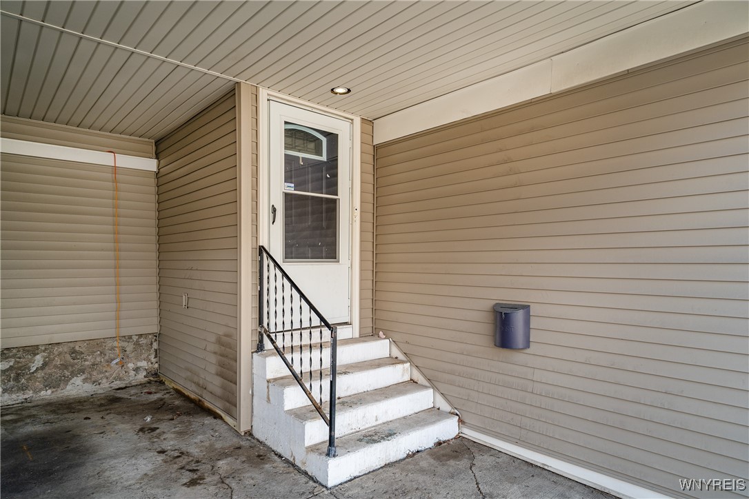 49 Crescent Place, Lackawanna, New York image 3