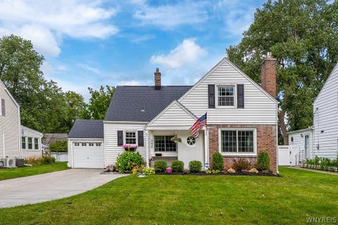 Photo of 398 Darwin Drive, Amherst, NY 14226 (MLS # B1708392)