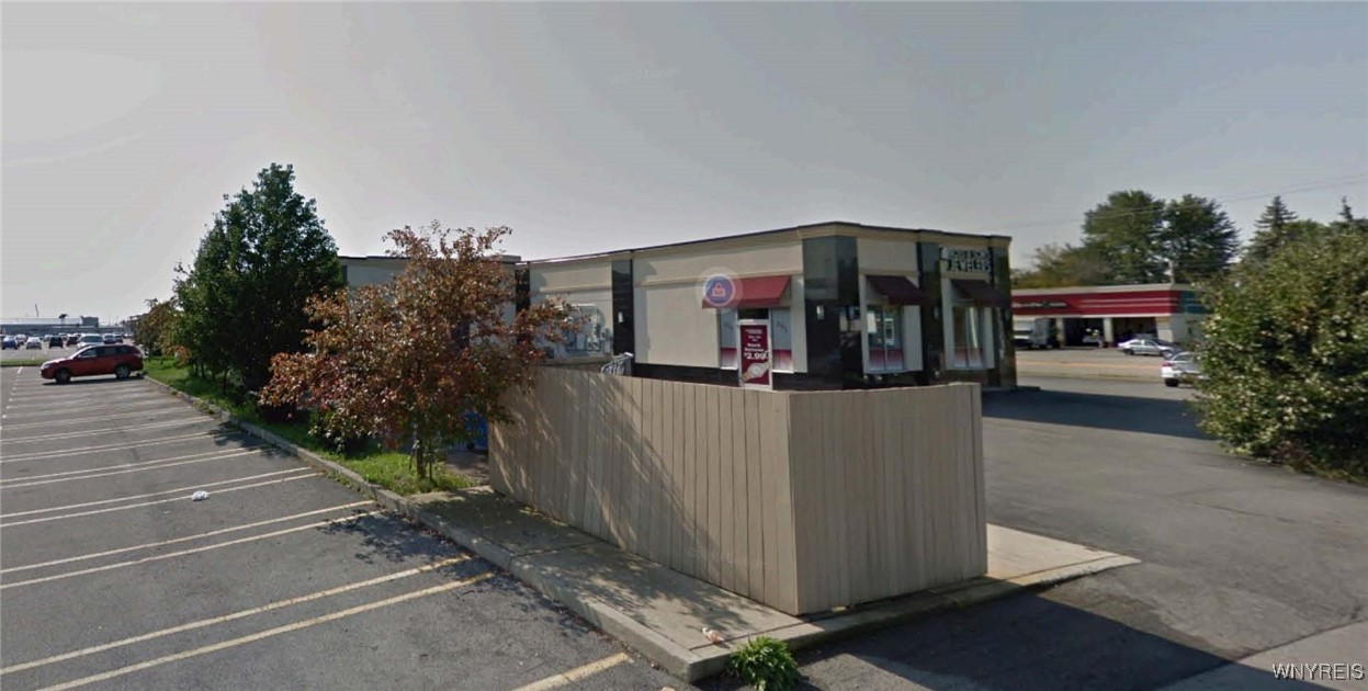 4125 Transit Road