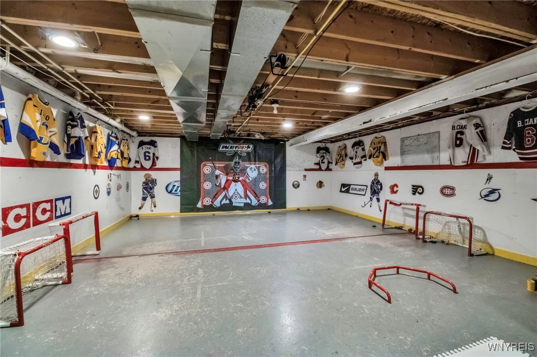 74 Graystone Lane, Orchard Park, New York image 39