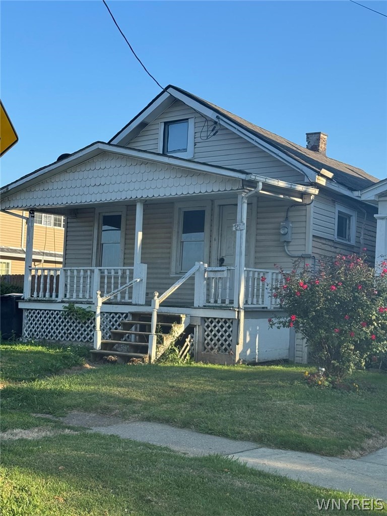 Photo 1 of 35 — 7211 Stephenson Avenue, Niagara Falls, NY 14304