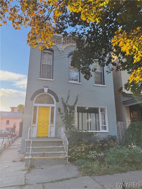 Apartment For Rent - 18 N Pearl Street #1<br/> Buffalo, NY 14202