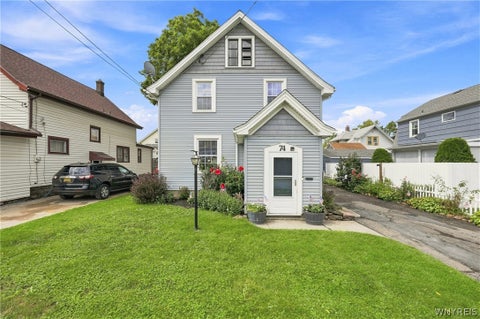 Homes For Sale - 74 Highland Avenue<br/> Tonawanda, NY 14150