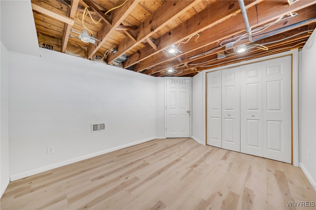 108 Wendover Avenue, Tonawanda, New York image 33