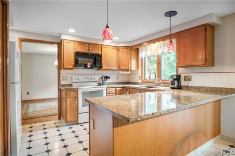 Tiny photo for 1266 Warren Drive, Aurora, NY 14052 (MLS # B1715240)