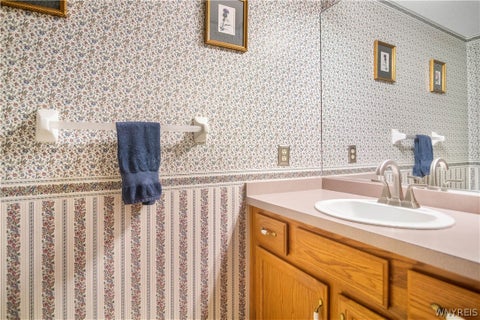 Tiny photo for 1266 Warren Drive, Aurora, NY 14052 (MLS # B1715240)