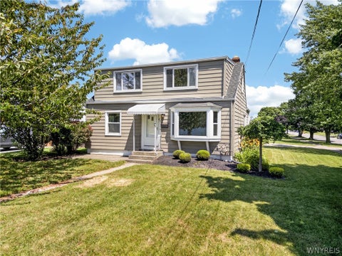 Homes For Sale - 831 Beach Road<br/> Erie County, Cheektowaga, NY 14225