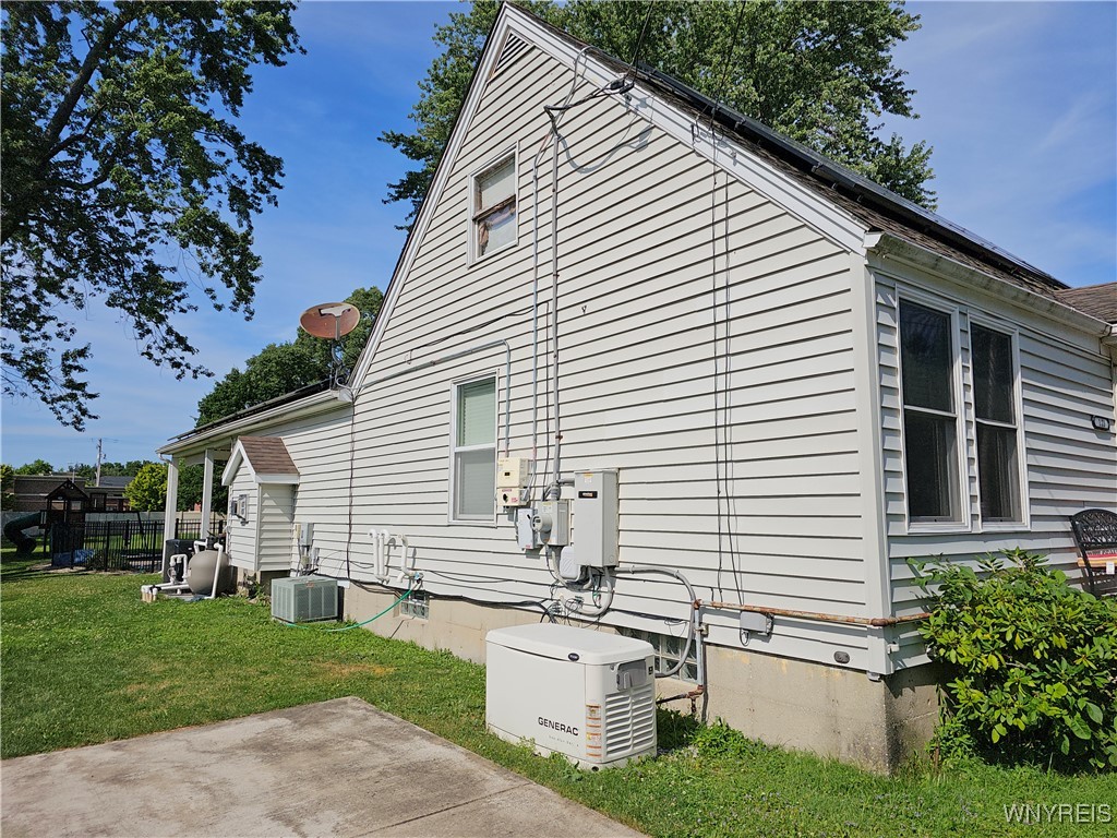 123 Garfield Street, Lancaster, New York image 3