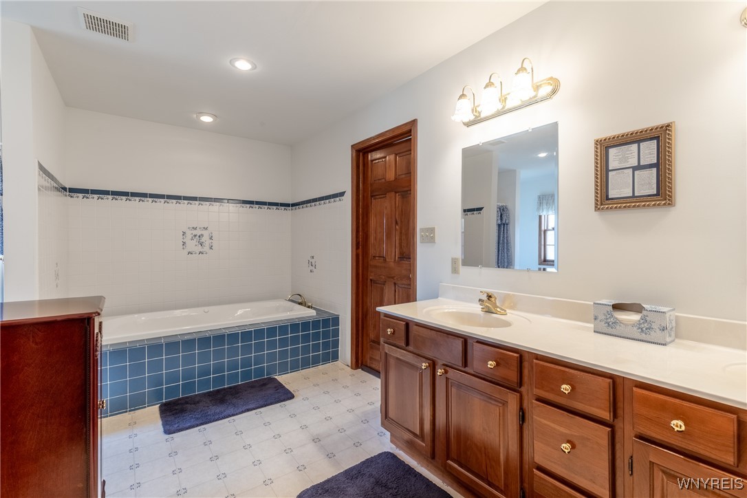 675 Raymond Drive, Lewiston, New York image 25