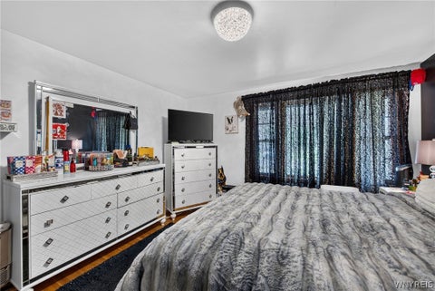 Tiny photo for 2482 Forest Avenue, Niagara Falls, NY 14301 (MLS # B1702549)