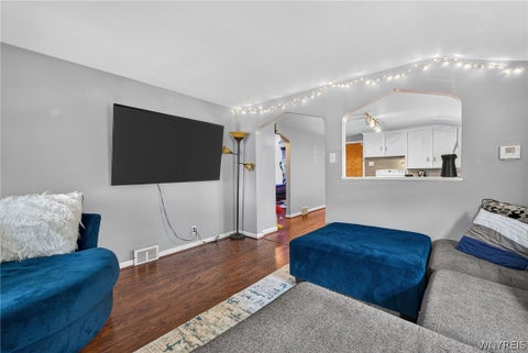 Tiny photo for 2482 Forest Avenue, Niagara Falls, NY 14301 (MLS # B1702549)