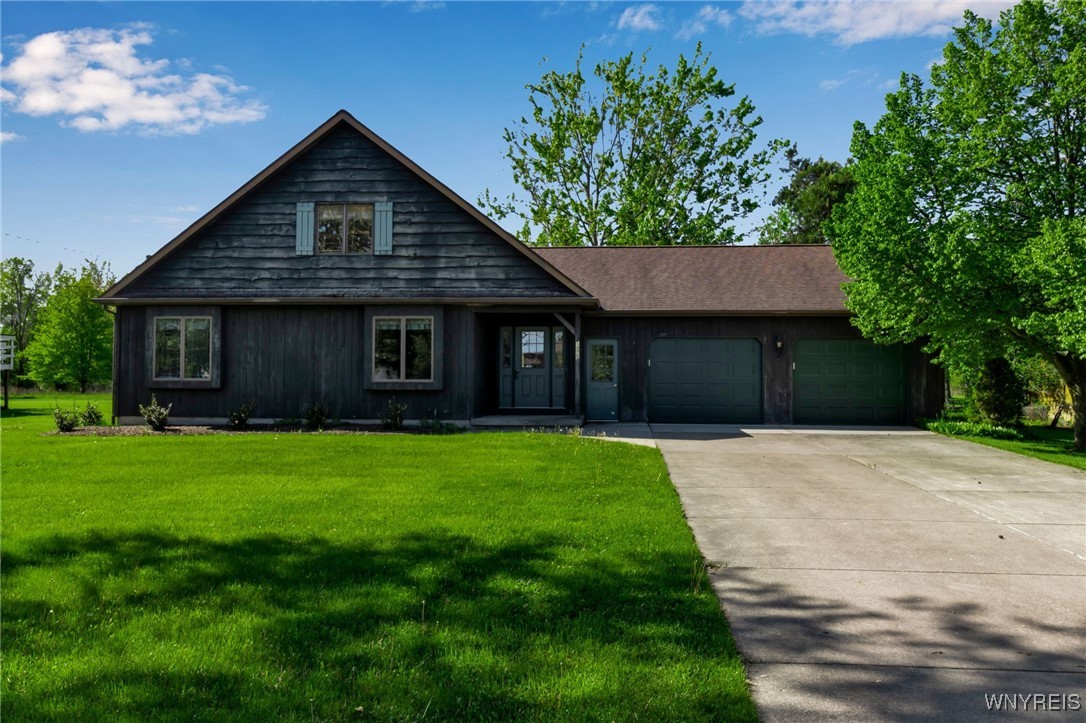 1370 Whitehaven Road, Grand Island, New York image 1